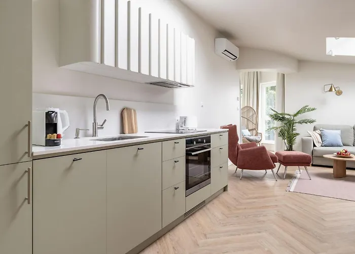 Sanhaus - Milano - Z Klimatyzacja 3 Minuty Od Plazy * سوبوت